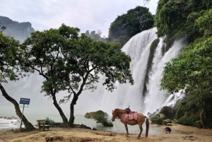 Hanoi: 2-Day Ban Gioc Guided Waterfall & Cave Tour with Food