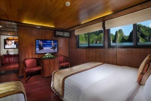 Hanoi: Ylellinen 5 tähden Aspira Cruise parvekkeella ja kylpyammeella