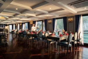 ハノイ：ハロン湾〜ランハ湾 1泊2日クルーズ