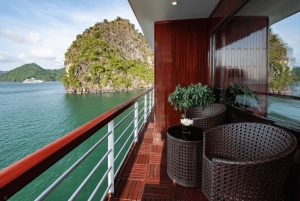 Hanói: crucero de 2 días por las bahías de Halong y Lan Ha