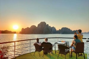 Hanoi: 2-tägige 5-Sterne-Kreuzfahrt in Lan Ha, Ha Long Bay, mit Mahlzeiten und Kabine