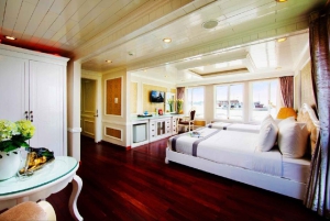 Hanoi: 2-dagers luksuscruise i Bai Tu Long Bay-grotten og kajakkpadling