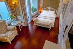 Hanoi: 2-dagers luksuscruise i Bai Tu Long Bay-grotten og kajakkpadling