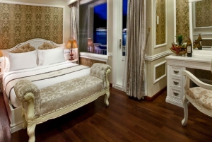 Hanoi: 2-dagers luksuscruise i Bai Tu Long Bay-grotten og kajakkpadling