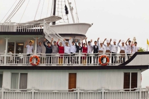Hanoi: 2-dagers luksuscruise i Bai Tu Long Bay-grotten og kajakkpadling