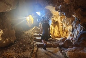 Hanoi: 2-dagars lyxkryssning i Bai Tu Long Bay Cave & kajakpaddling