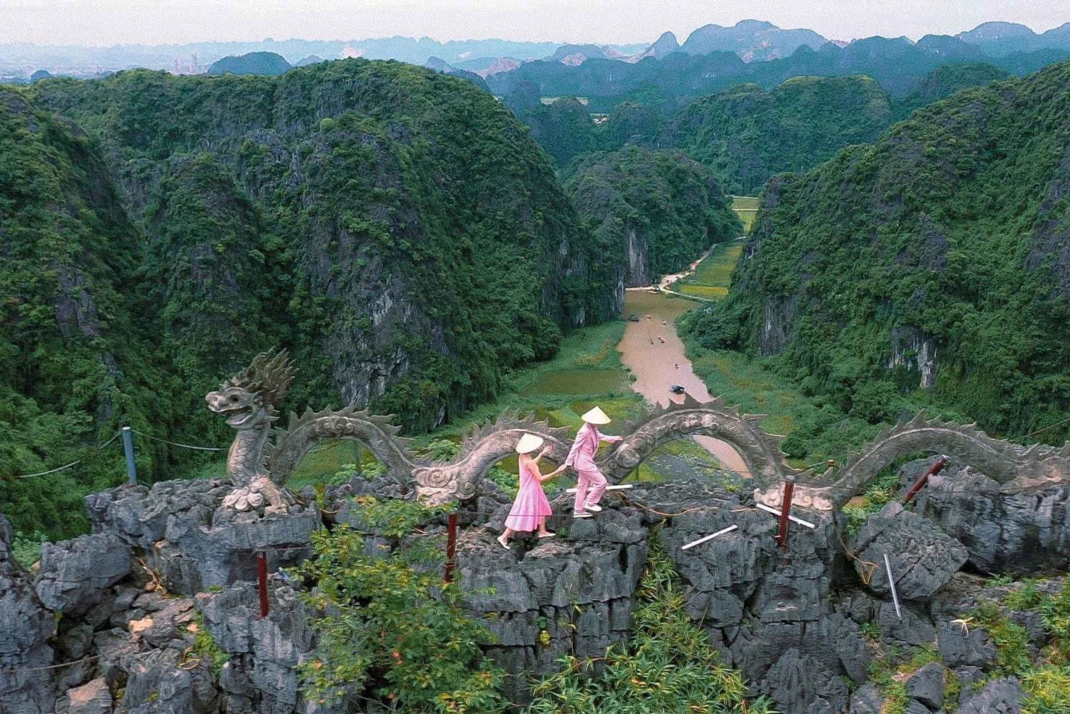 Hanoi: 2-Day Tour to Ninh Binh & Halong Bay With Transfer