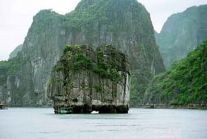 Hanói: excursão de 2 dias a Ninh Binh e Baía de Halong com traslado