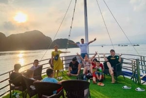 Hanói: excursão de 2 dias a Ninh Binh e Baía de Halong com traslado