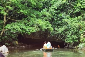 Hanoi: 2-Day Tour to Ninh Binh & Halong Bay With Transfer