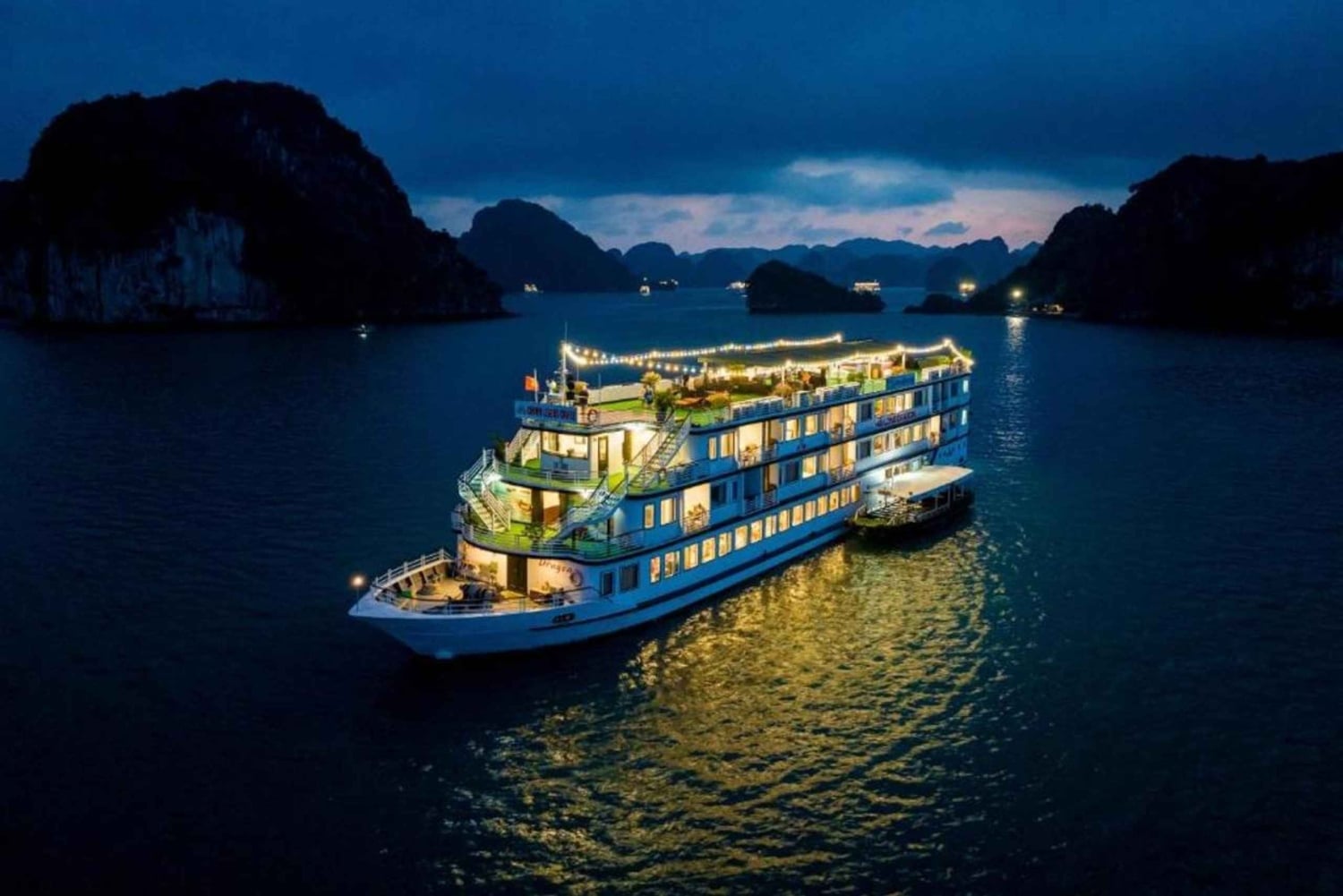 Hanoi : 2D1N Baie d'Ha Long en croisière Amanda Premier
