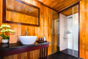 Hanoi: 2 päivää ja 1 yö Ha Longin lahdella Hera Boutique Cruisen kanssa