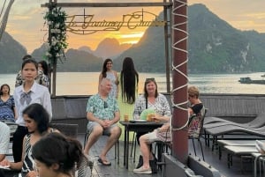 ハノイ：ル・ジャーニー・クルーズによるハロン湾2泊1日ツアー