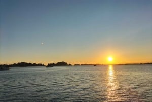 Hanoi: crucero de 3 días por Ha Long/Bahía de Lan Ha con balcón privado.