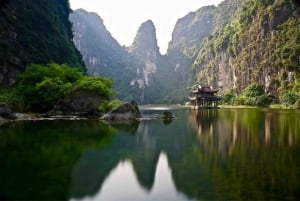 Hanoi: escursione di 3 giorni a Ninh Binh e crociera a 5 stelle nella baia di Ha Long