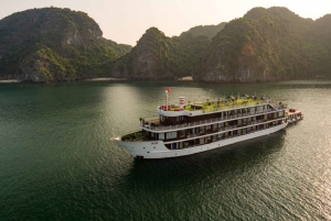 Hanói: Crucero de 5 estrellas de 3 días por Ninh Binh, Ha Long y la bahía de Lan Ha