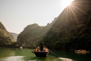 Hanoi: escursione di 3 giorni a Ninh Binh e crociera a 5 stelle nella baia di Ha Long