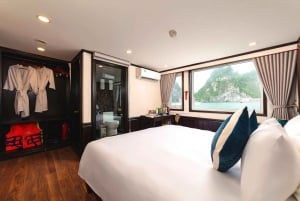 Hanoi: 3-Day 2-Night Ha Long Bay and Lan Ha Bay Cruise