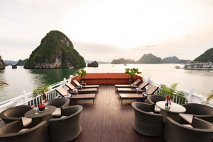Hanoi: 3 giorni e 2 notti nella baia di Ha Long e nella baia di Lan Ha con Hera Boutique Cruise