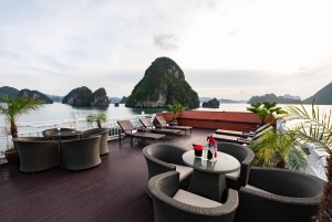 Hanoi: 3 giorni e 2 notti nella baia di Ha Long e nella baia di Lan Ha con Hera Boutique Cruise