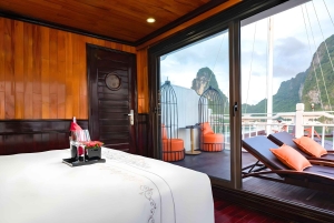 Hanoi: 3 giorni e 2 notti nella baia di Ha Long e nella baia di Lan Ha con Hera Boutique Cruise