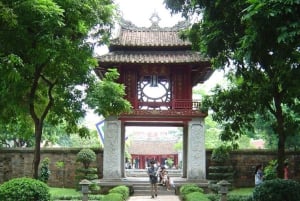 Hanoi: 4-Day Northern Vietnam Tour with Ha Long Bay Cruise