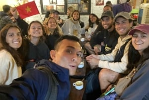 Hanoi: 7 Tastings Street Food Tour with Train Street