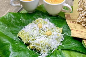 Hanoi: Short tour with a local friend and Train Street visit