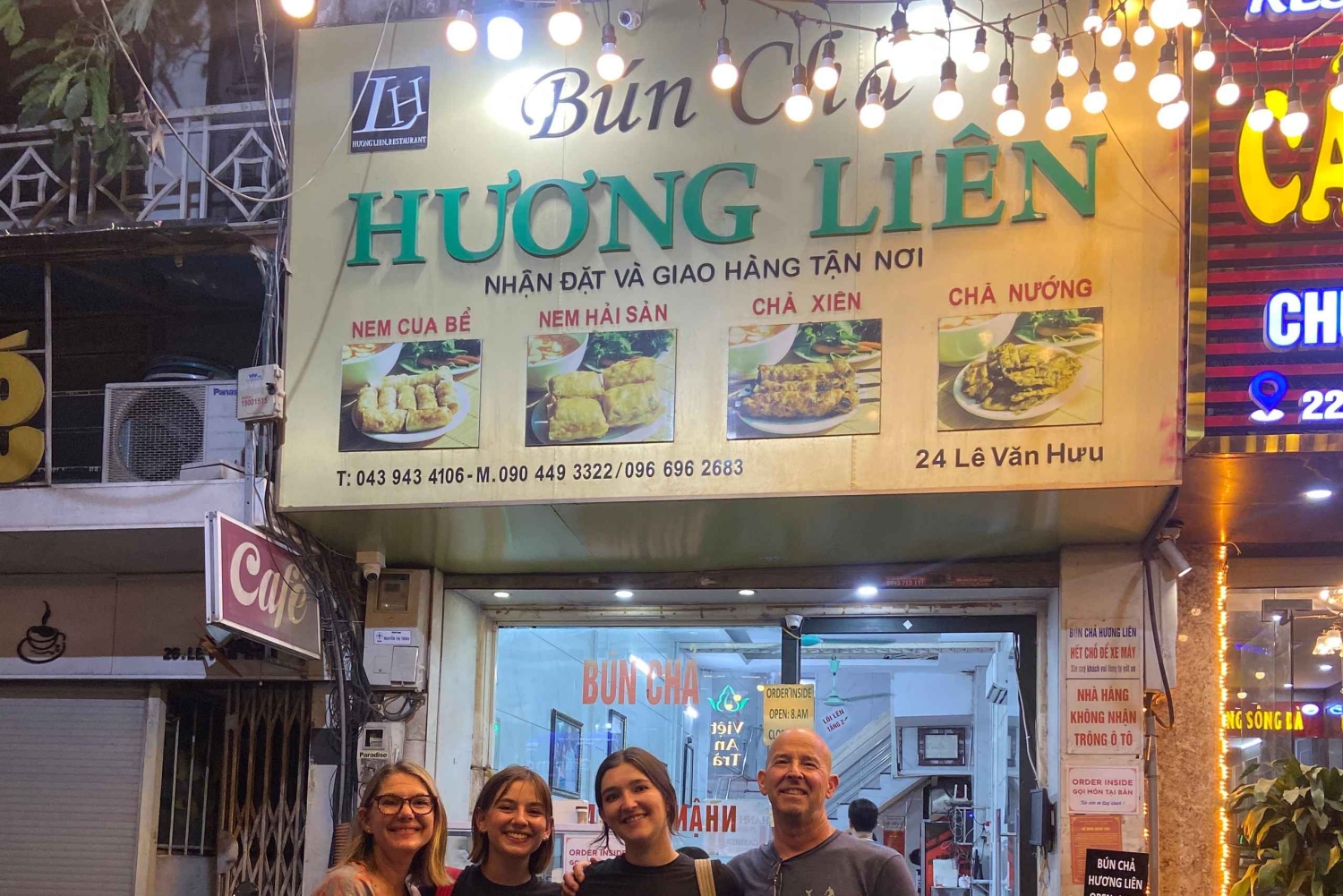 Hanoi bei Nacht: Foodie-Tour mit Jeep/Motorrad