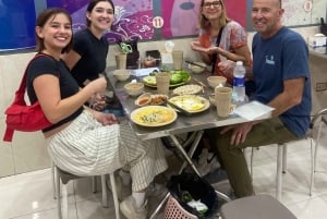 Hanoi bei Nacht: Foodie-Tour mit Jeep/Motorrad