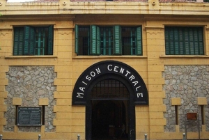 Hanoi afternoon: discover Private City Tour and Folk Show