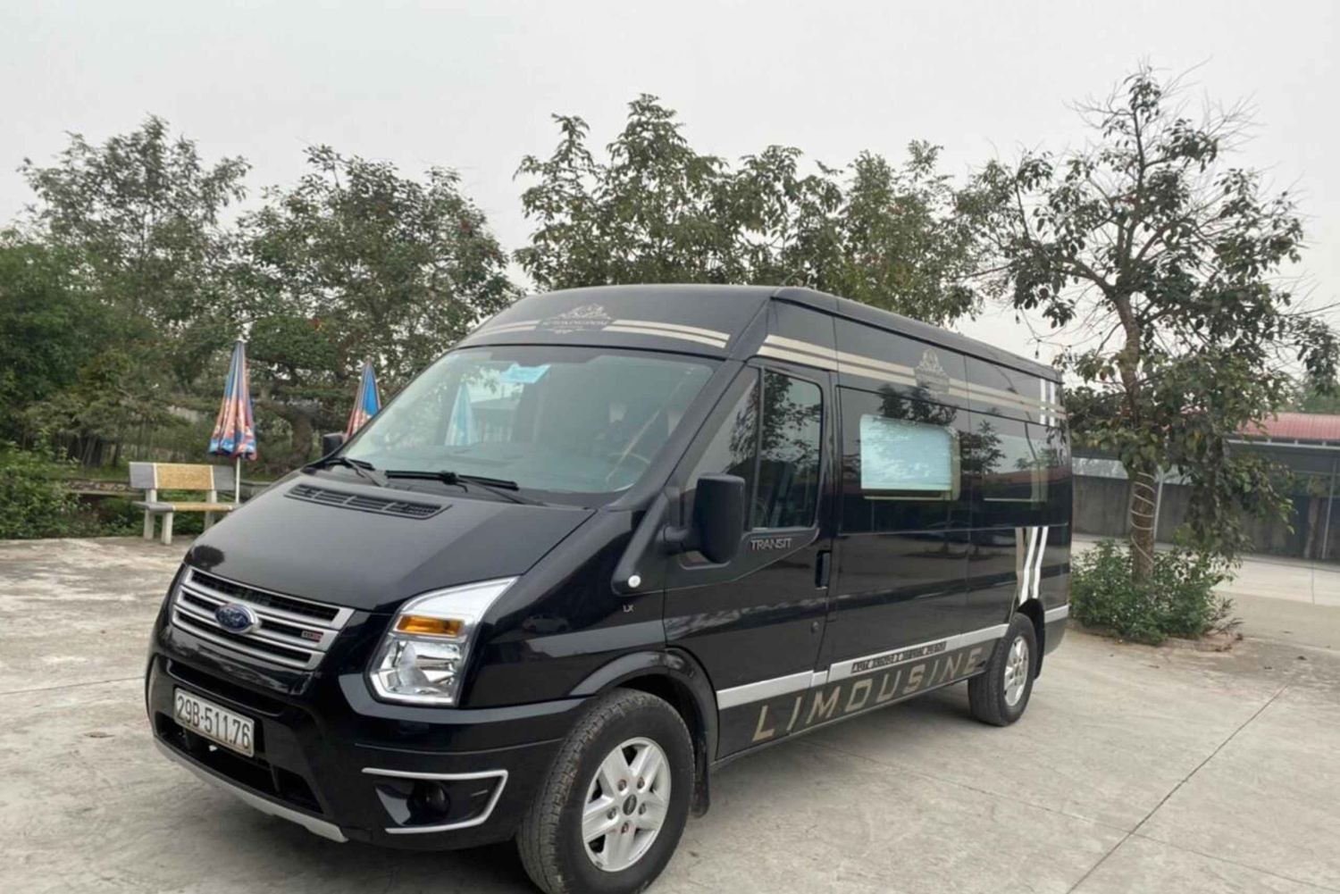 Aeropuerto de Hanoi: Traslado a/desde Sapa en limusina de lujo