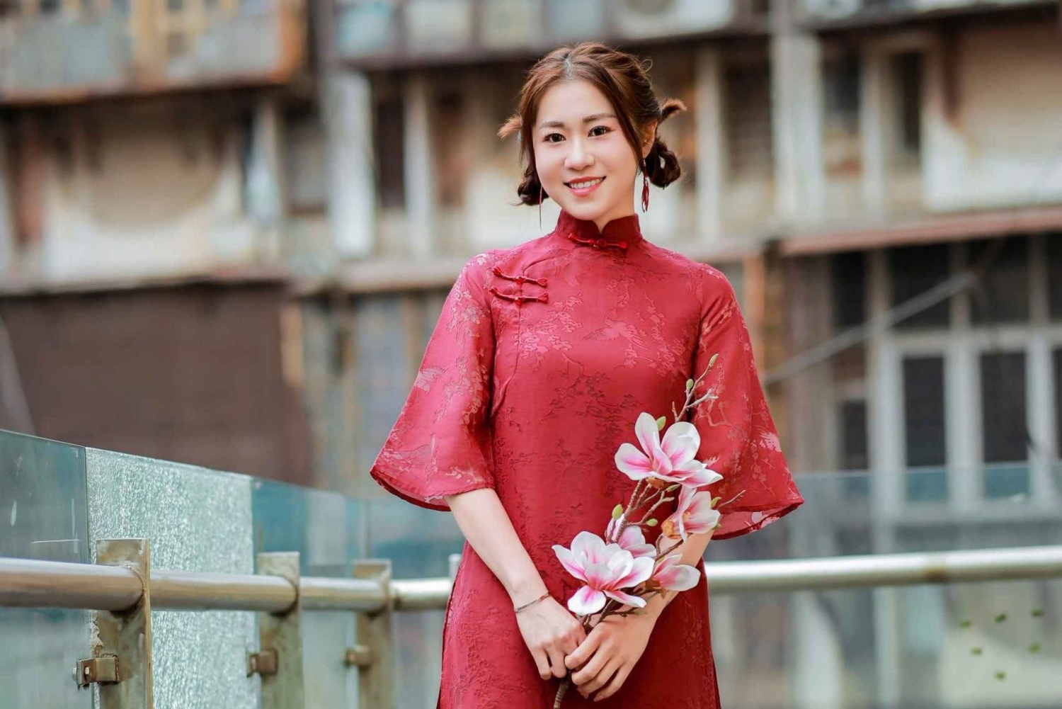 Hanoi: Ao Dai-fotografering med sminke og tilbehør