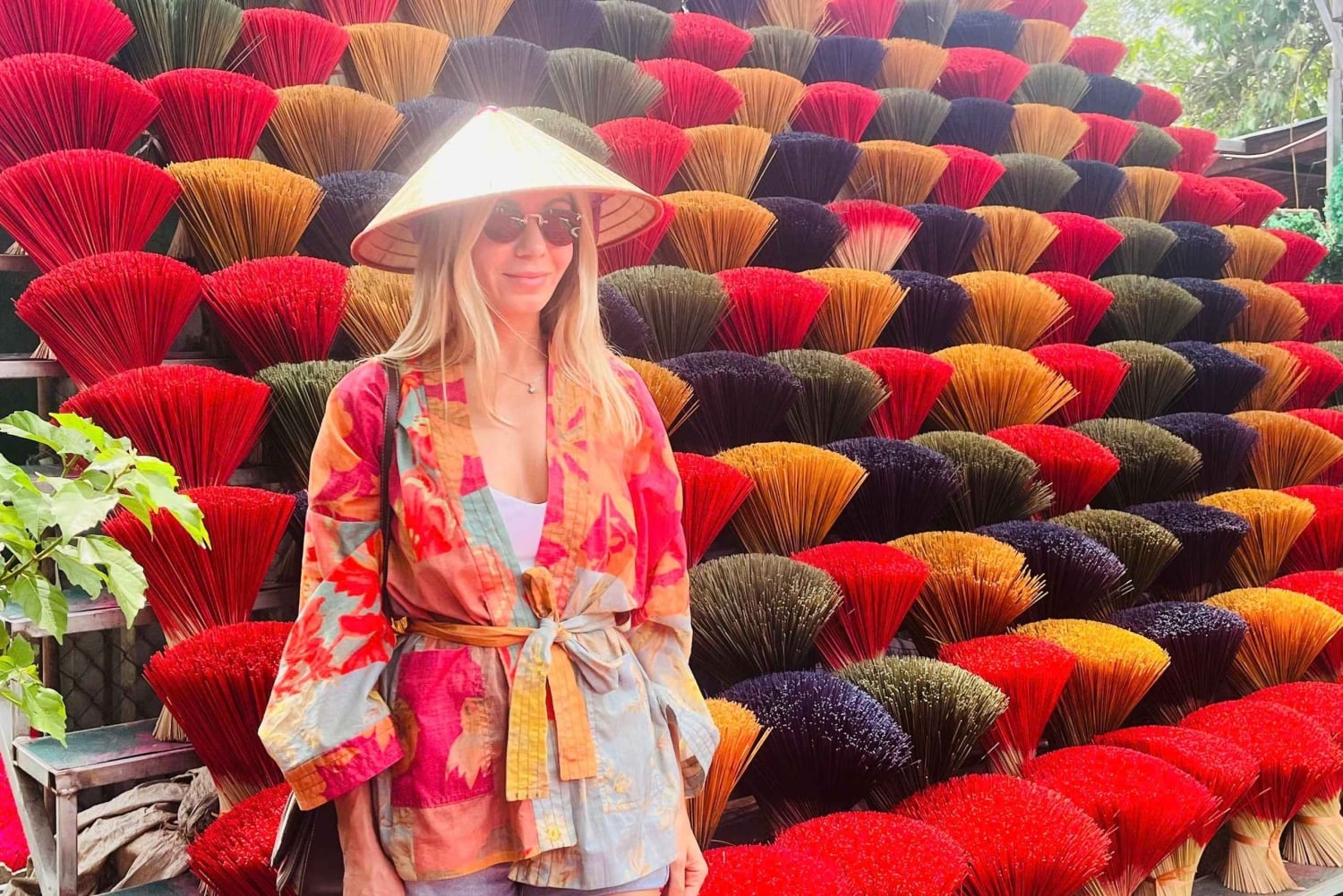 Hanoi: Artisan Tour with Incense, Hat-Making, or Ceramics