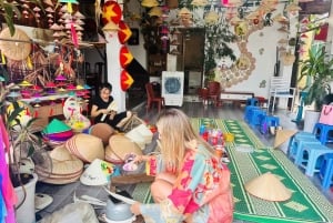 Hanoi: Artisan Tour with Incense, Hat-Making, or Ceramics