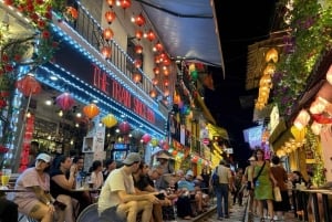 Hanoi: Artisan Tour with Incense, Hat-Making, or Ceramics