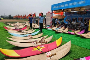 Hanoi: Ba Duong Noin pilli- ja leijakylä tai hattu ja suitsuke