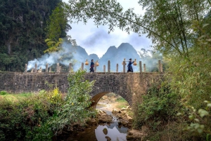 Hanói: Cachoeira Ban Gioc, Gruta Nguom Ngao - Excursão de 2 dias