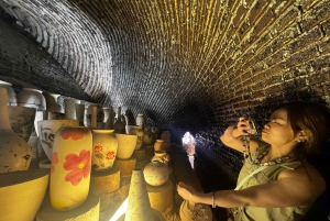 Hanoi: Bat Trang Vespa-ajelu, keramiikkakylä, GOM-live-esitys