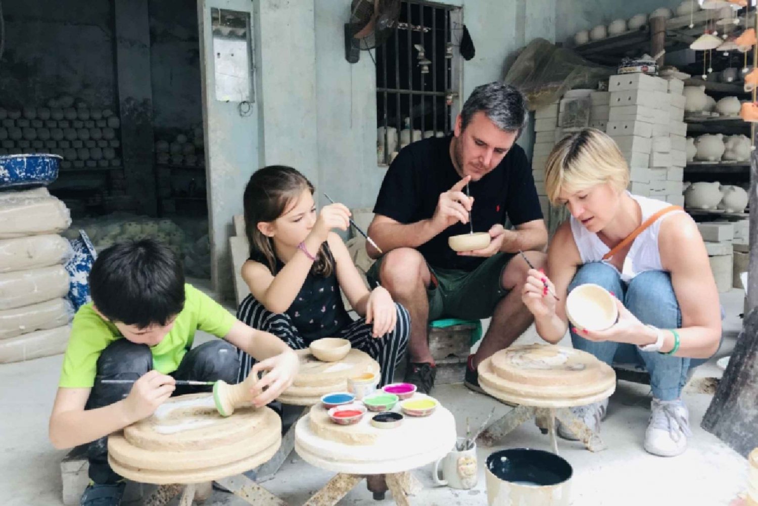 Hanoi: Bat Trang Pottery Village Half-Day Tour