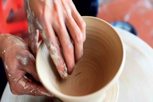 Hanoi: Tour di mezza giornata del villaggio delle ceramiche di Bat Trang