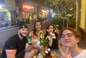 ハノイの新鮮な地元のビールと料理のツアー、トレインストリート