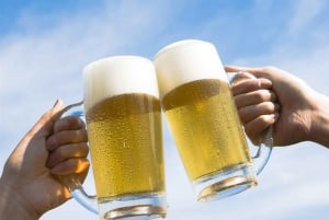 ハノイの新鮮な地元のビールと料理のツアー、トレインストリート
