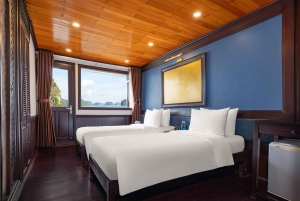 Hanoi: Crucero panorámico de 2 días por la impresionante belleza de Bai Tu Long