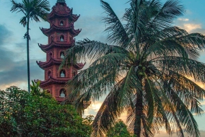 Wioska odlewania brązu w Hanoi, Pagoda Tran Quoc, Ulica Pociągów