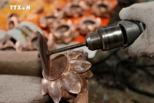 Wioska odlewania brązu w Hanoi, Pagoda Tran Quoc, Ulica Pociągów