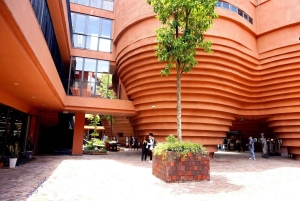 Hanoi Cantonese Assembly Hall of Mega World, Pottery Village