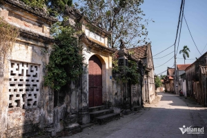 Hanoi Cantonese Assembly Hall of Mega World, Pottery Village