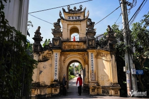 Hanoi Cantonese Assembly Hall of Mega World, Pottery Village
