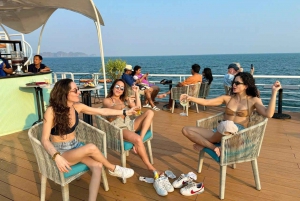 Hanoi: Cat Ba Island & Lan Ha Bay Day Trip Cruise with Lunch